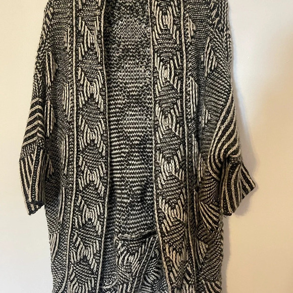 Blu Pepper Knit For You Black and Ivory Cardigan Sweater small - Picture 4 of 9
